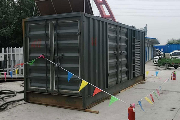 襄垣发电机租赁空气滤清器多久更换一次?